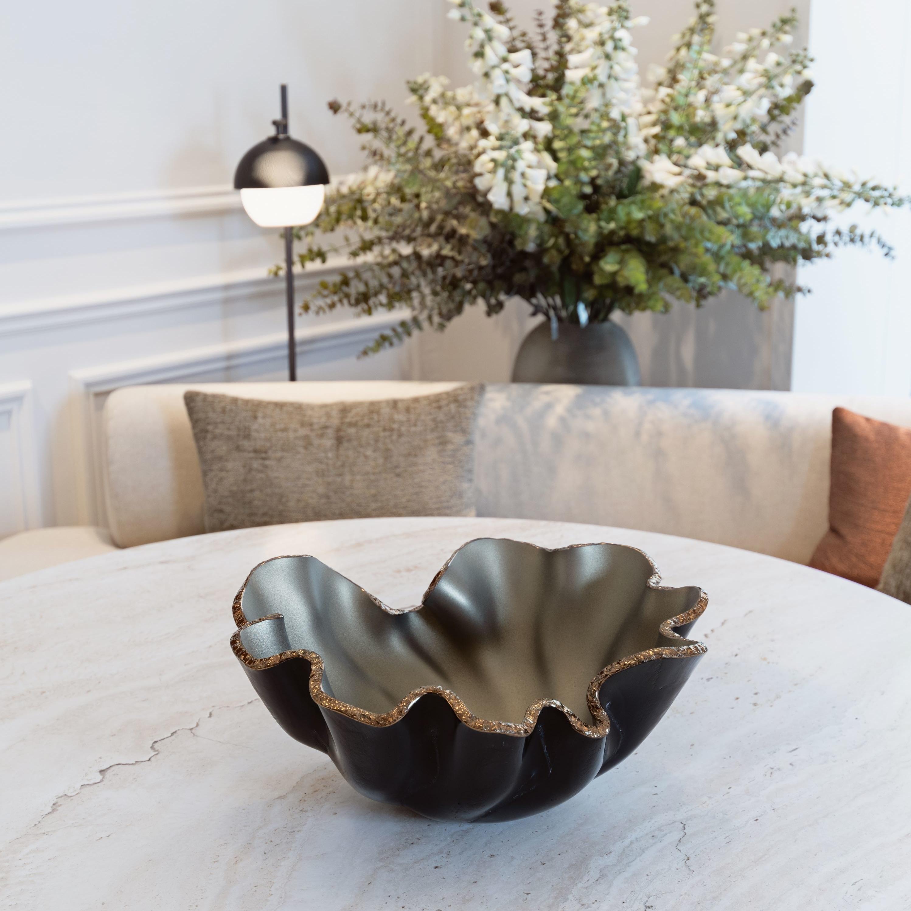 Bowl  lirio